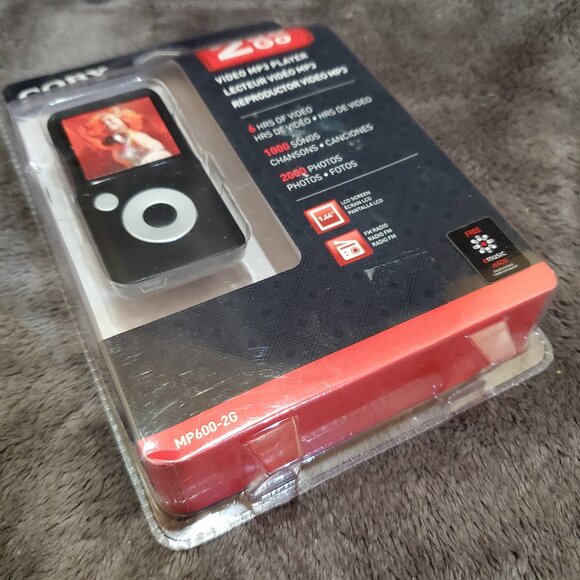 Coby 2GB Go Video MP3 Player 6 Hours of Video 1000 Songs 2000 Photos - Picture 4 of 6